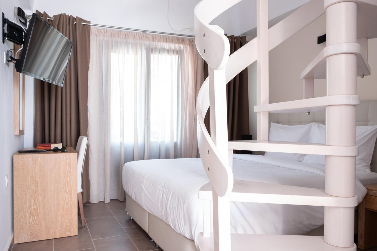 Tristhenia Apart otel Perissa  Dış mekan fotoğraf