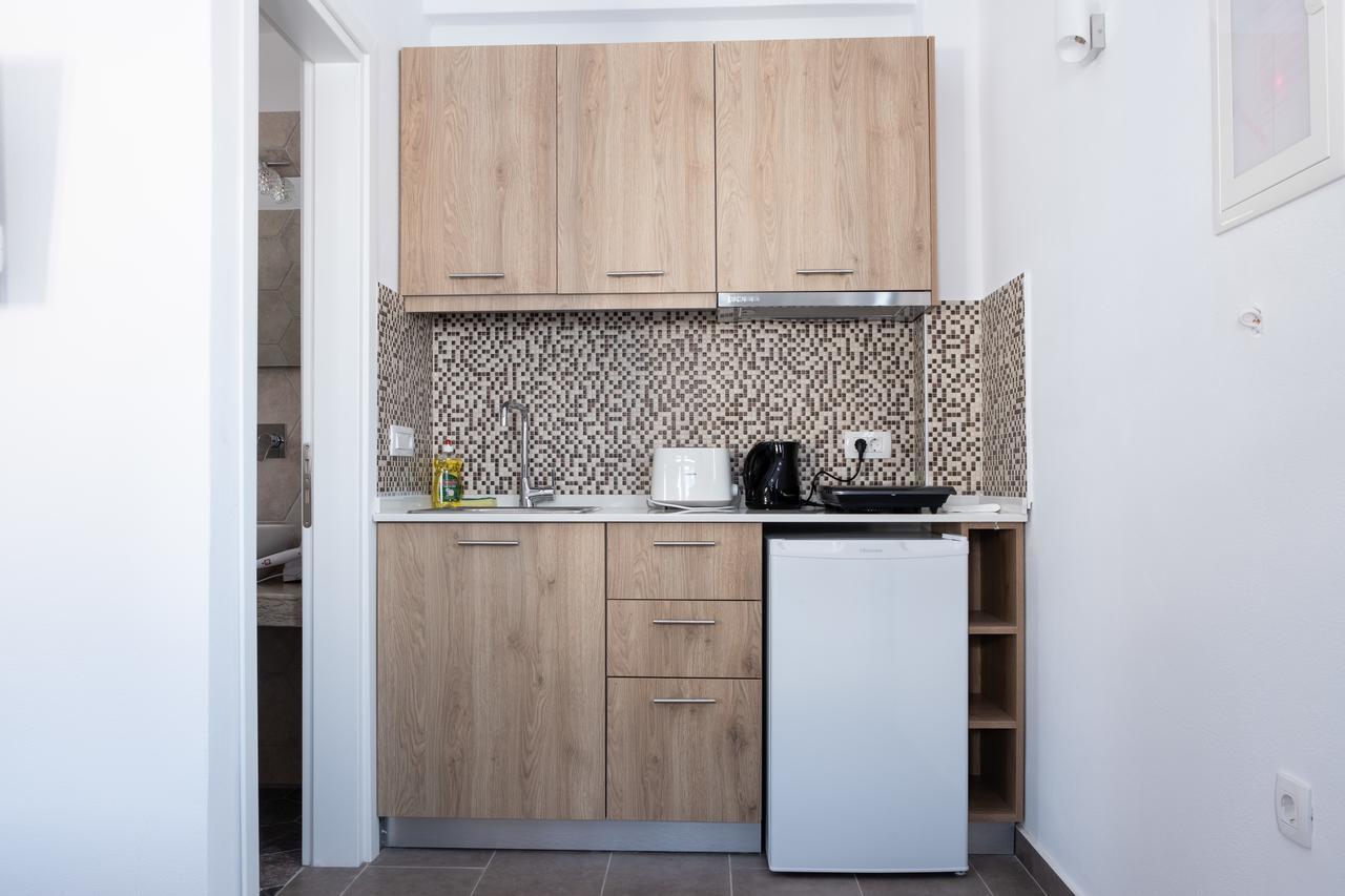 Tristhenia Apart otel Perissa  Dış mekan fotoğraf