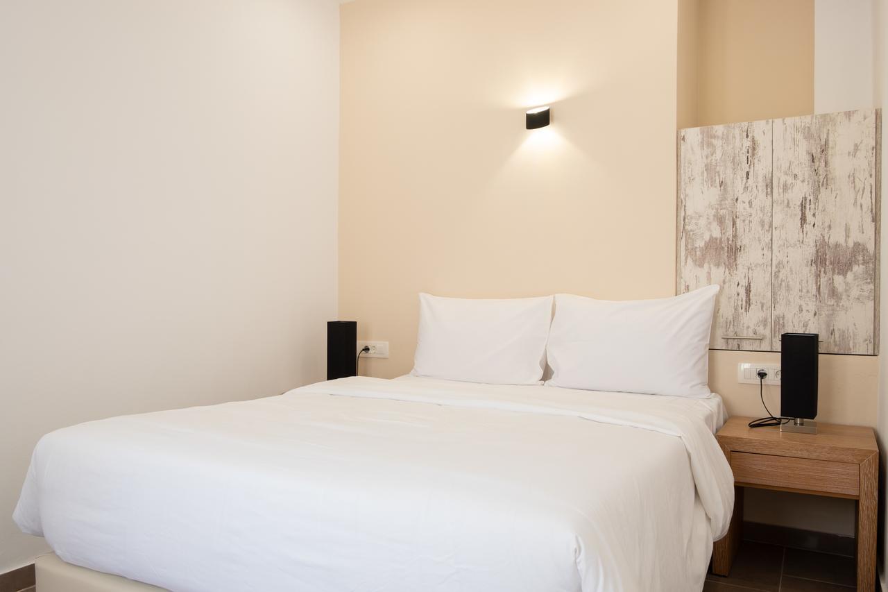Tristhenia Apart otel Perissa  Dış mekan fotoğraf