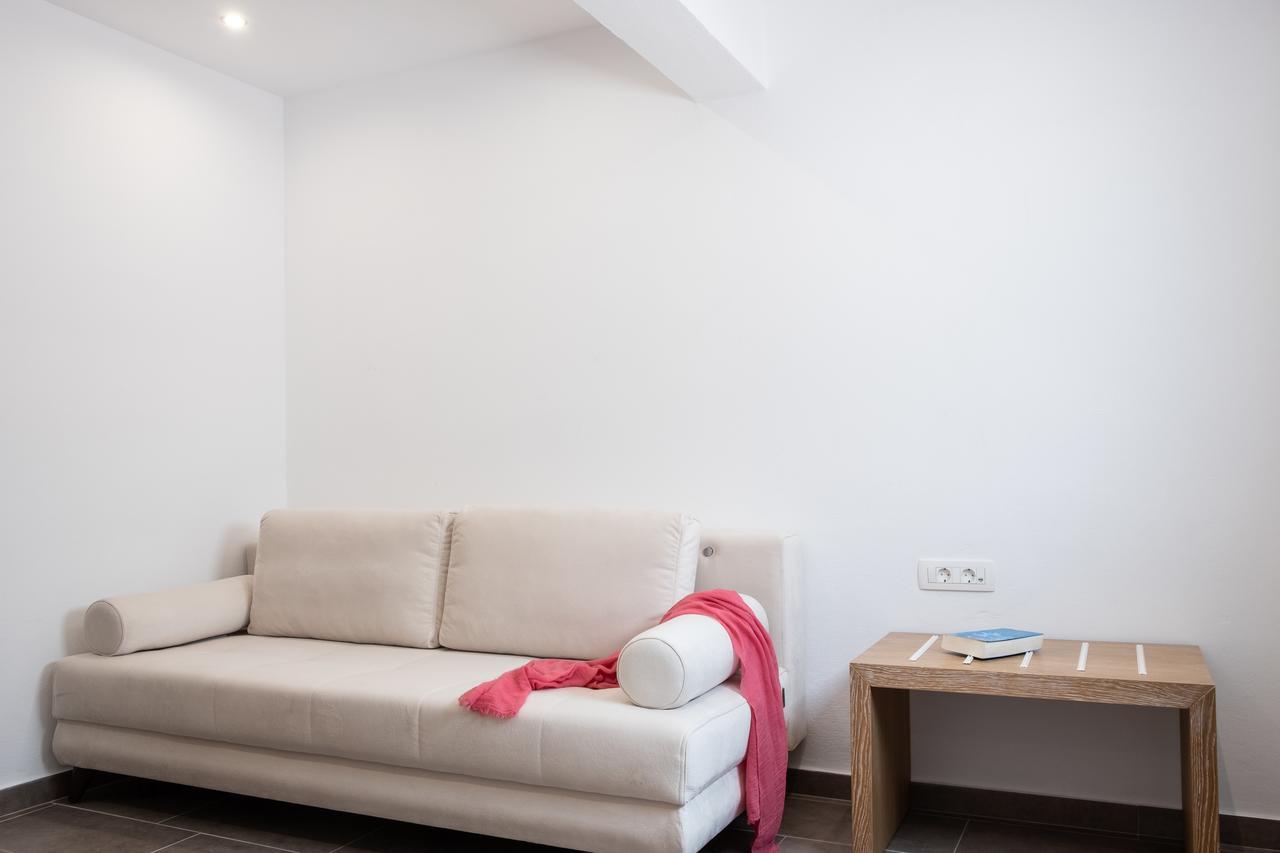Tristhenia Apart otel Perissa  Dış mekan fotoğraf