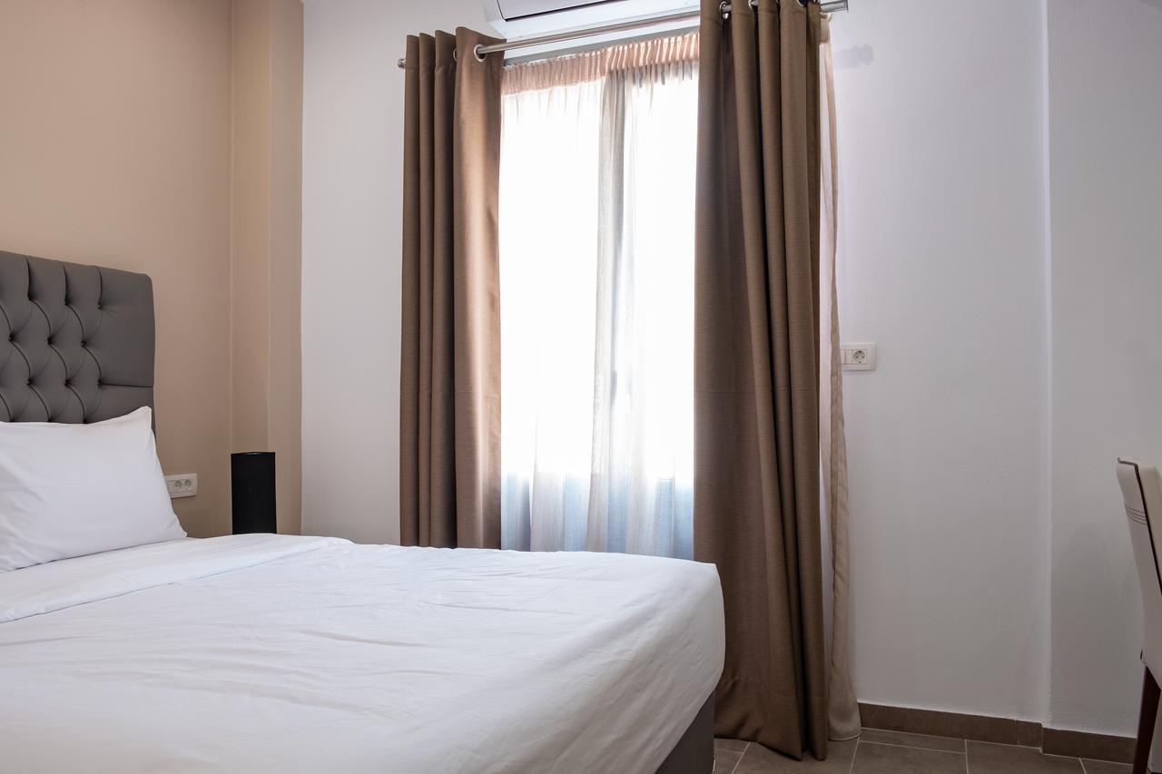 Tristhenia Apart otel Perissa  Dış mekan fotoğraf