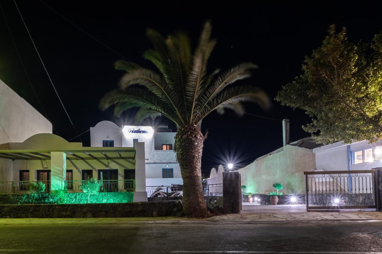 Tristhenia Apart otel Perissa  Dış mekan fotoğraf