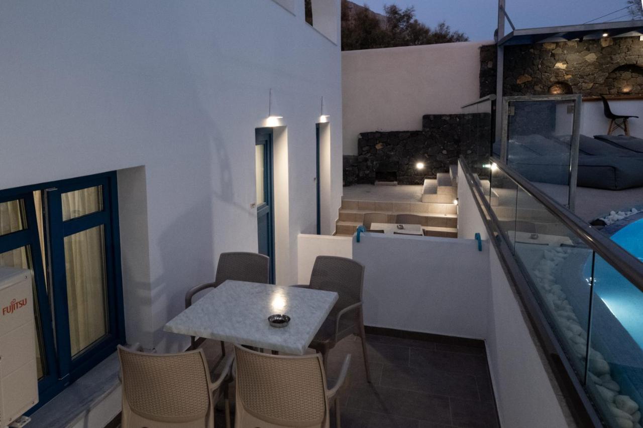 Tristhenia Apart otel Perissa  Dış mekan fotoğraf